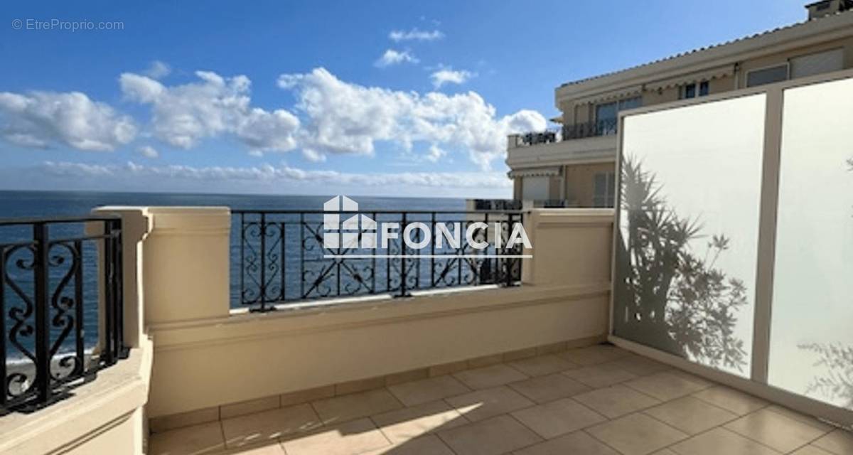 Appartement à MENTON