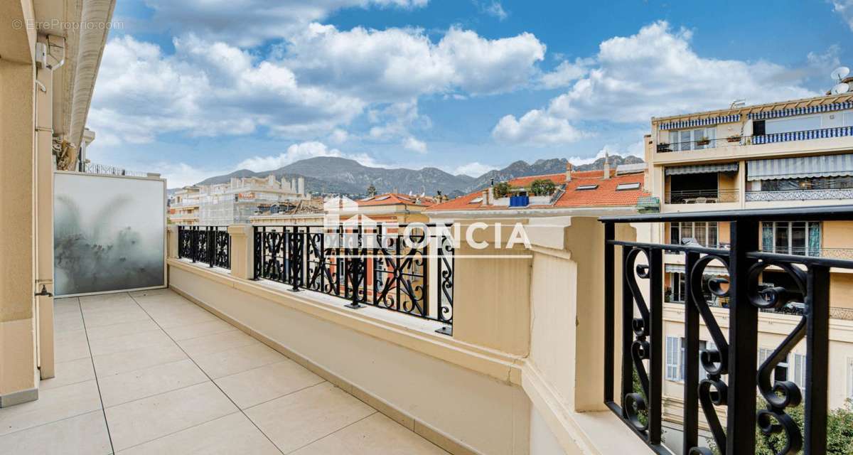 Appartement à MENTON