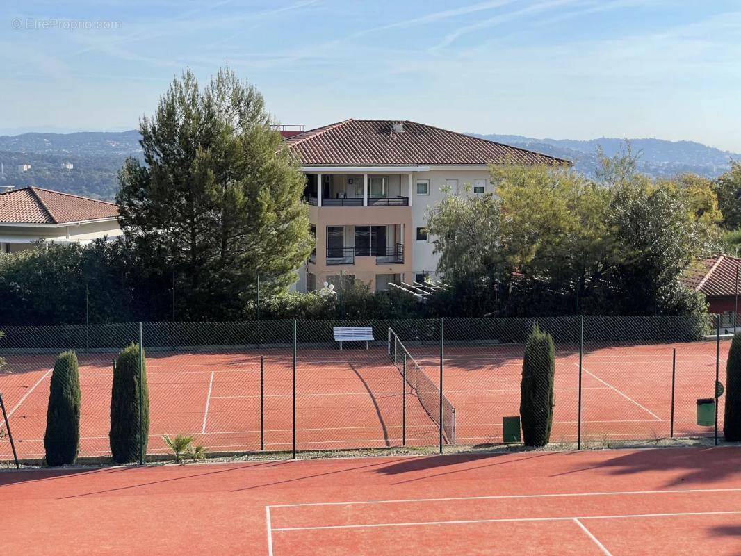 Appartement à MANDELIEU-LA-NAPOULE