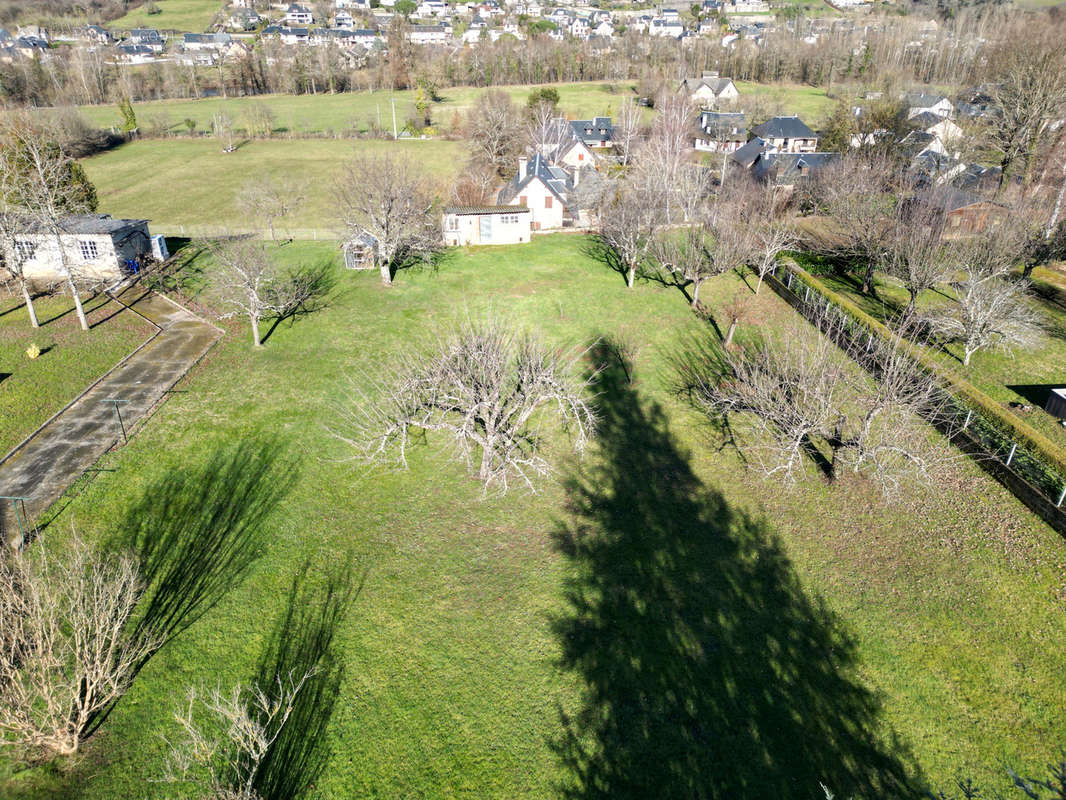 Terrain à ESPALION