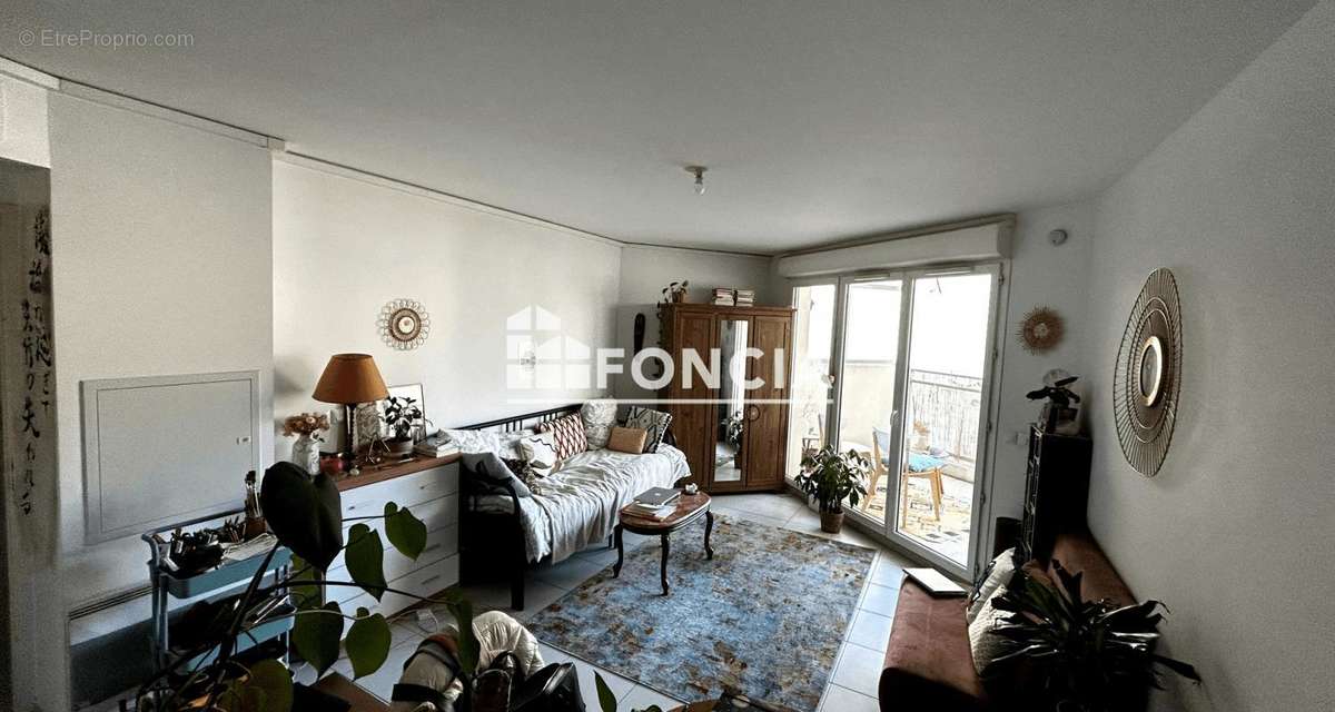 Appartement à MARSEILLE-8E