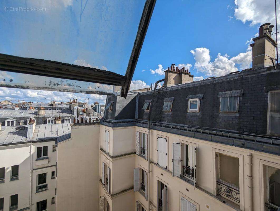 Appartement à PARIS-17E