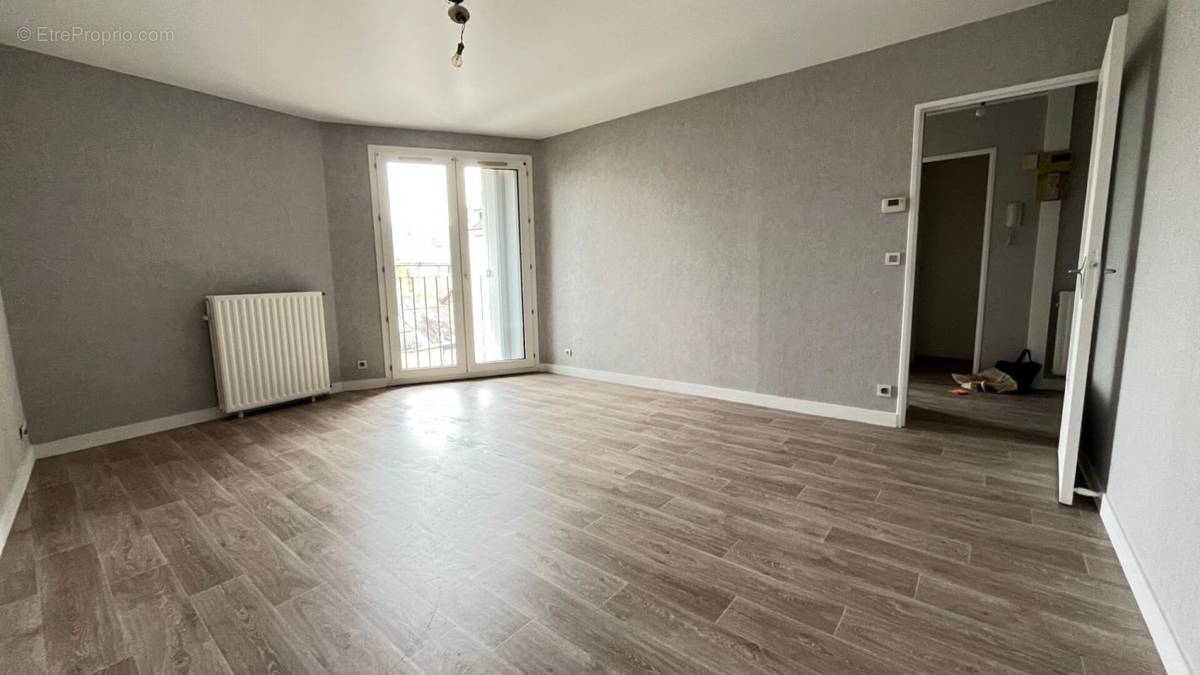 Appartement à LAVAL