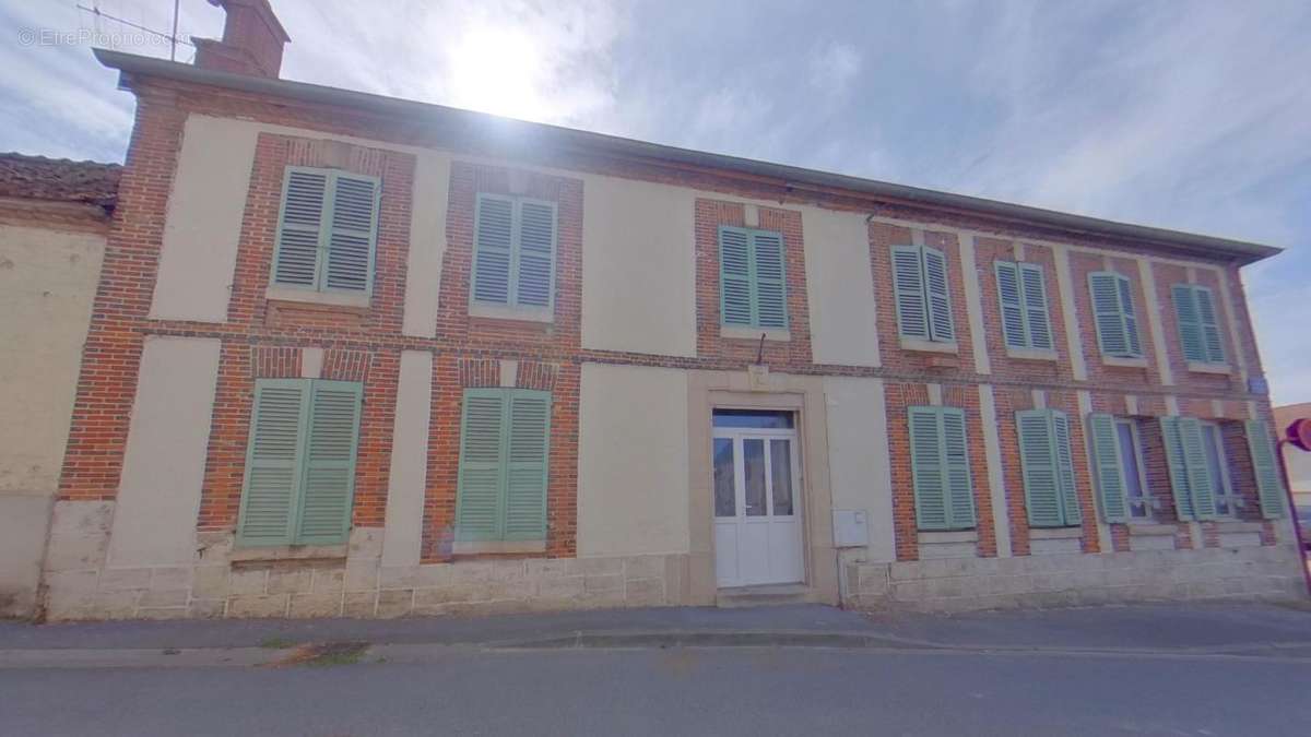 Maison à BERGERES-LES-VERTUS