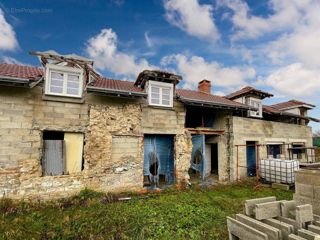 Maison à HOUDILCOURT