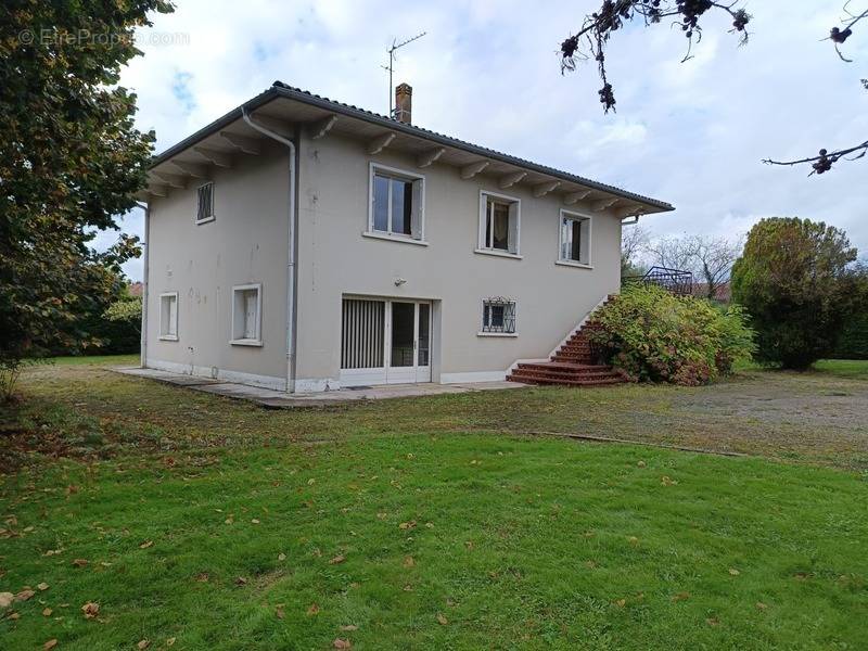 Maison à AIRE-SUR-L&#039;ADOUR