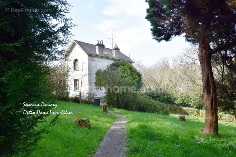 Maison à LA GACILLY