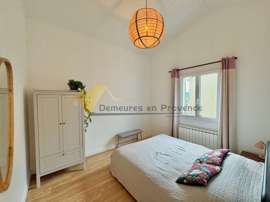 Appartement à VAISON-LA-ROMAINE