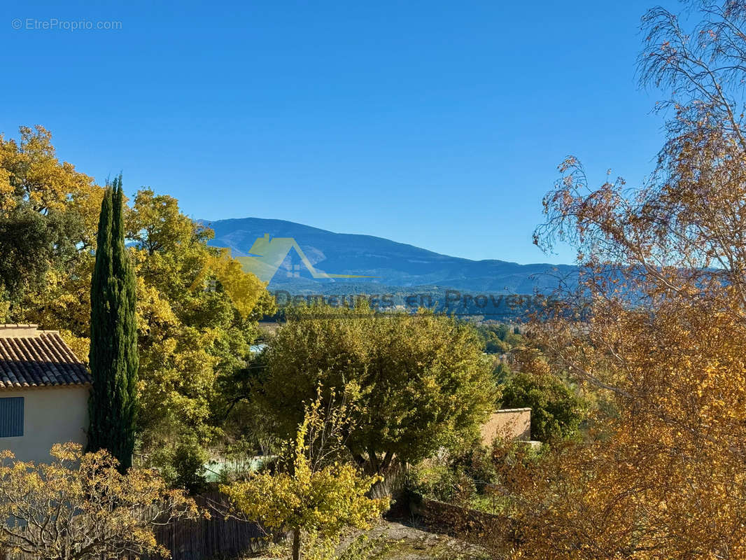 Appartement à VAISON-LA-ROMAINE