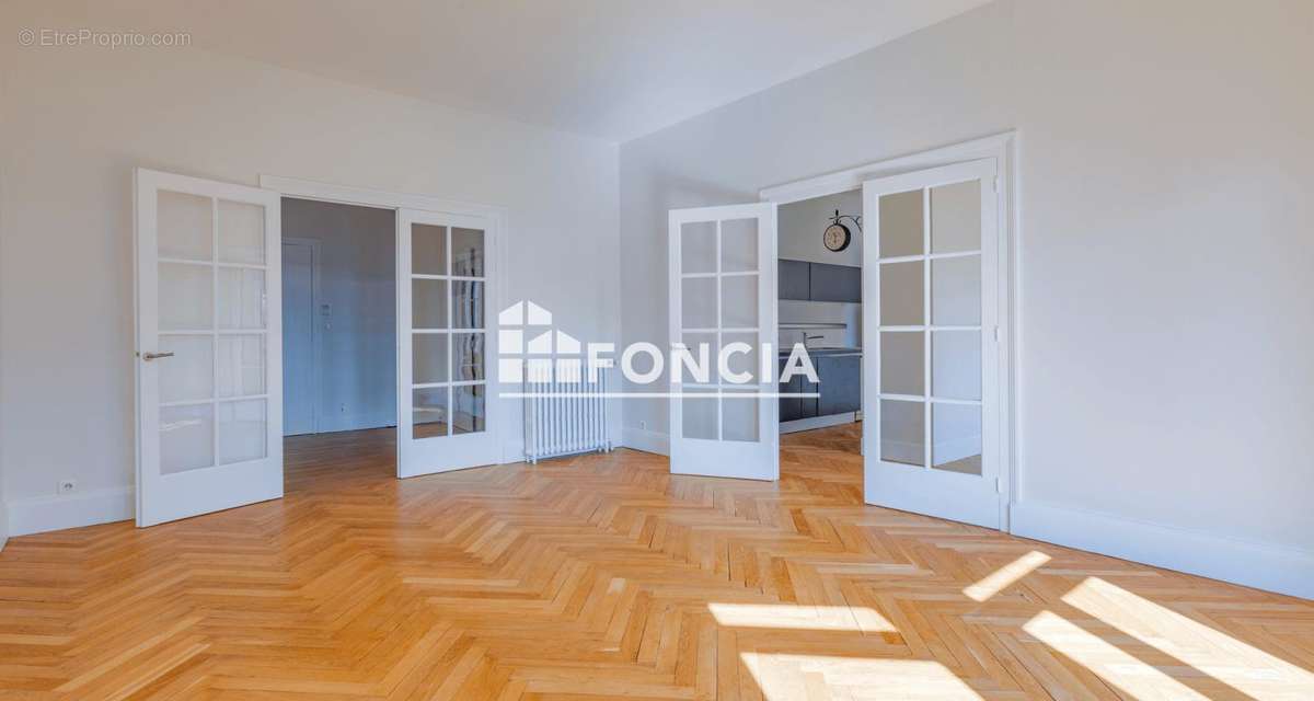 Appartement à LYON-6E