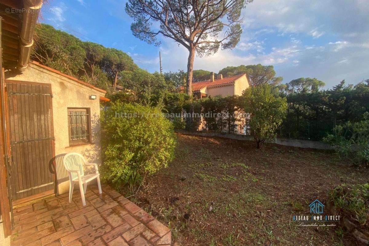 Maison à ROQUEBRUNE-SUR-ARGENS