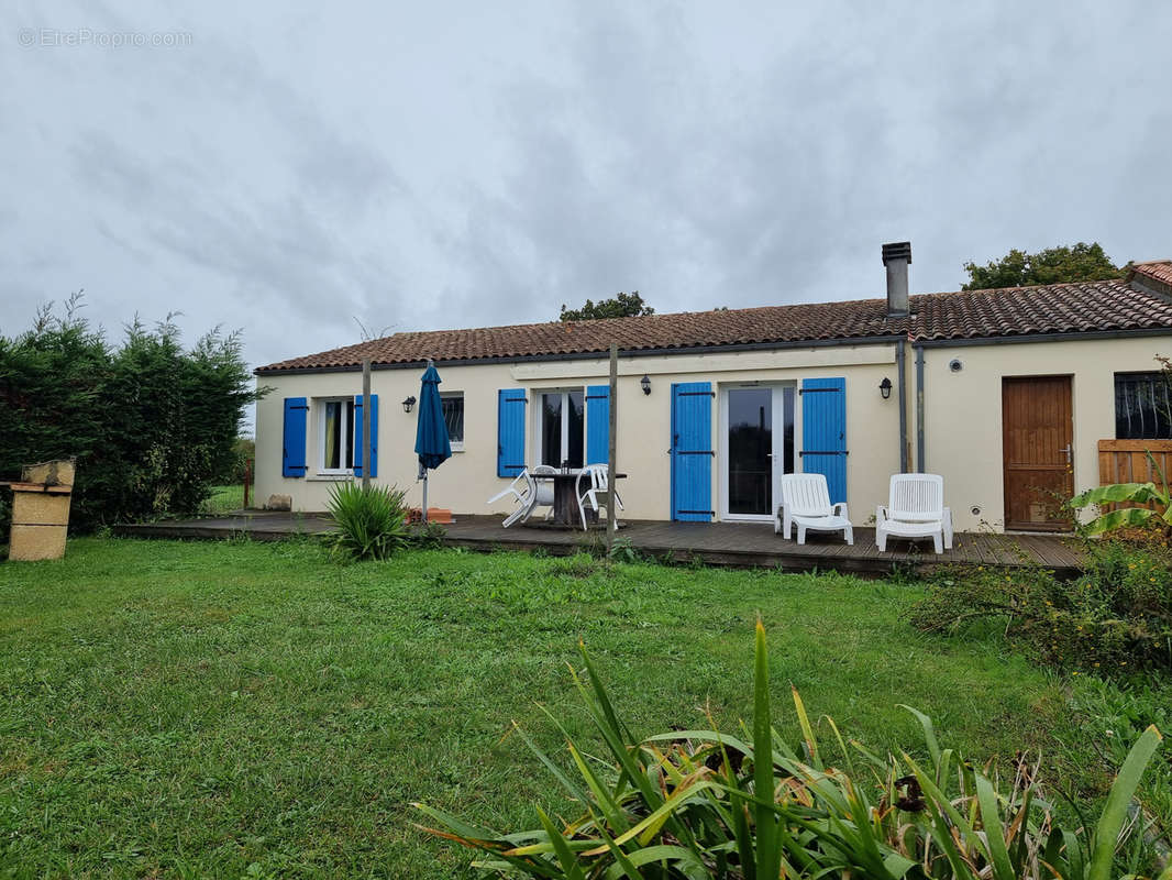 Maison à ROCHEFORT