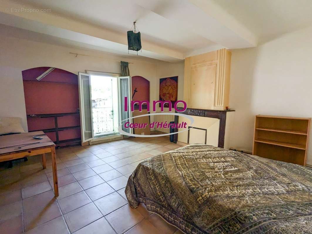 Appartement à CEYRAS