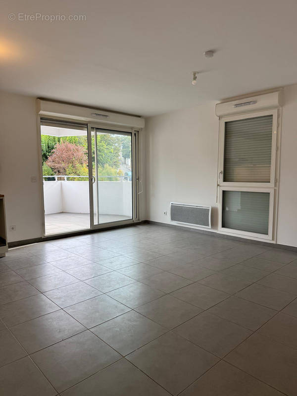 Appartement à MARSEILLE-4E