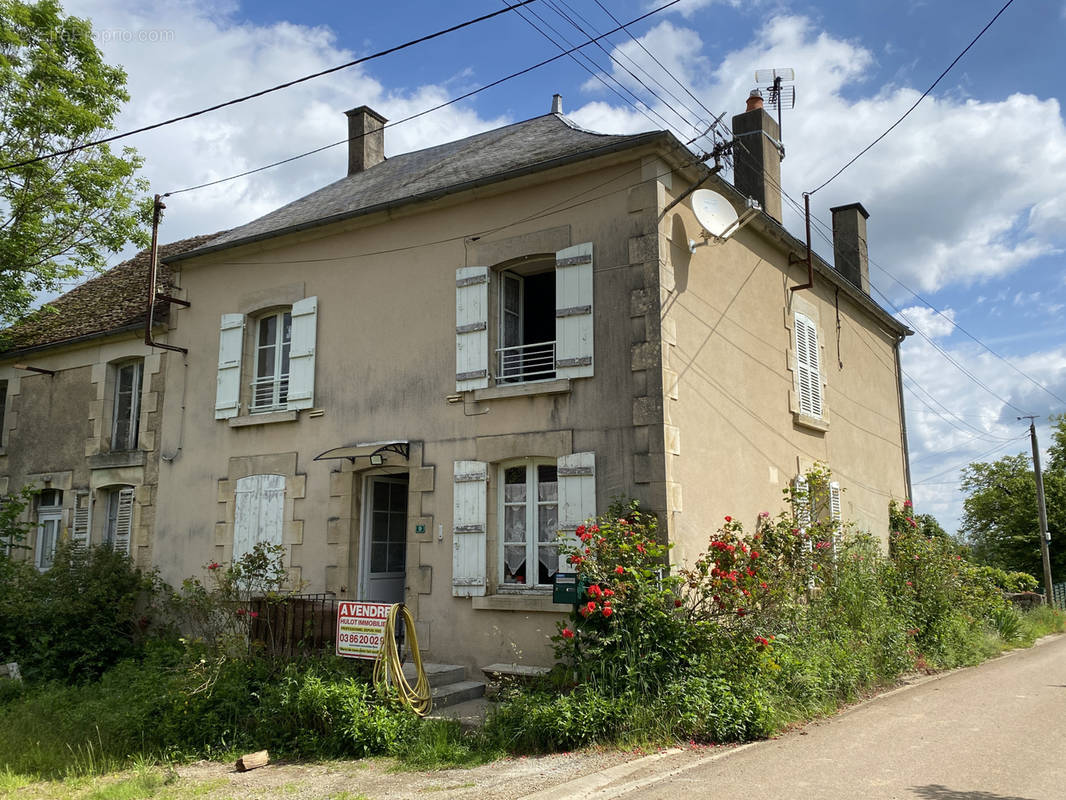 Maison à SAINT-AUBIN-DES-CHAUMES