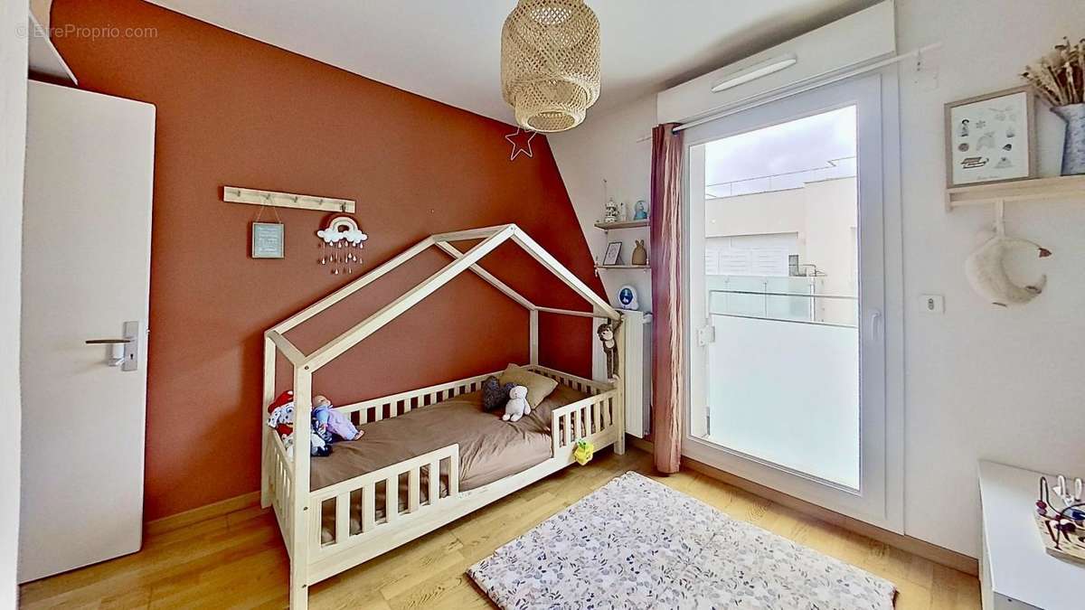 Appartement à RILLIEUX-LA-PAPE