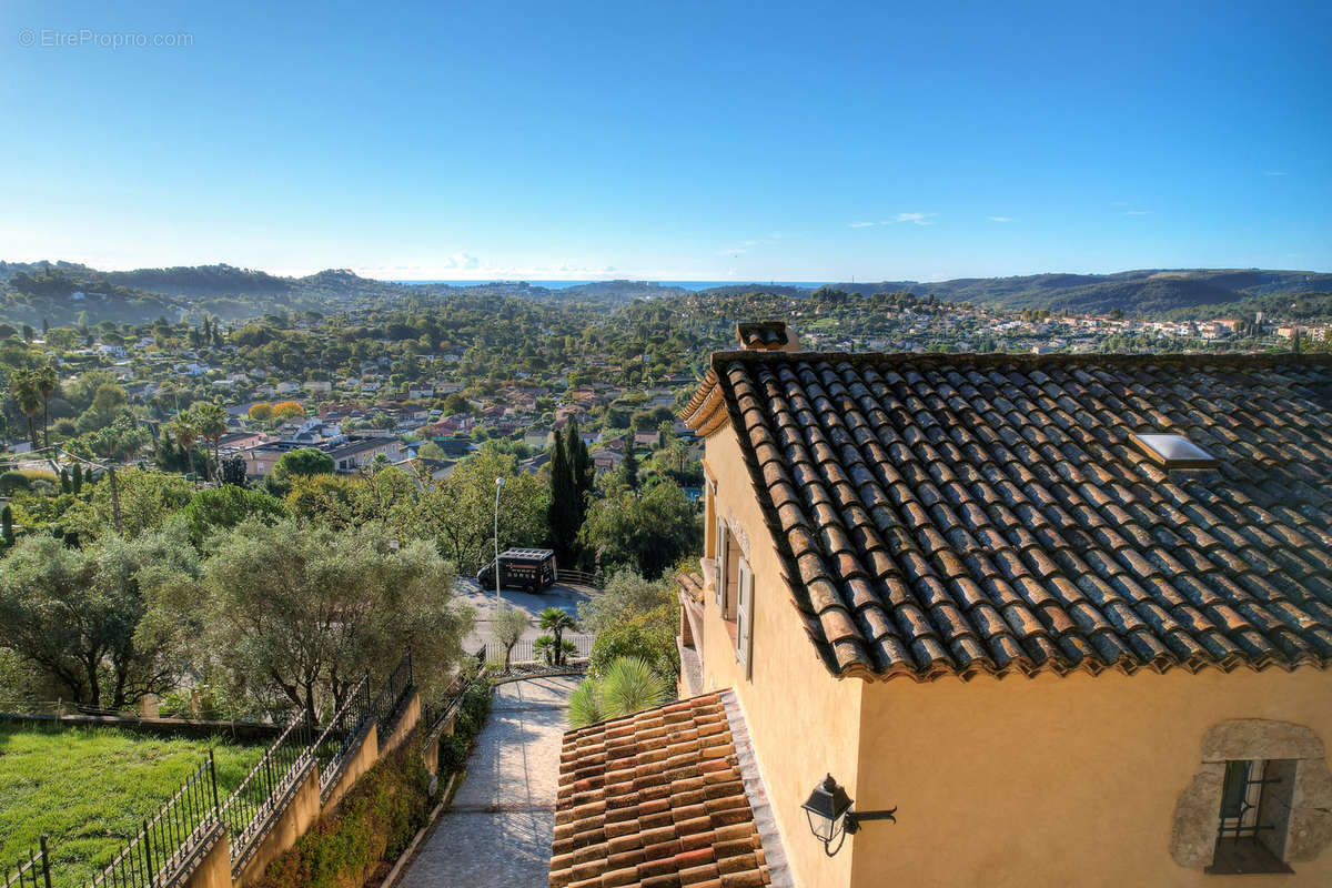 Maison à LA COLLE-SUR-LOUP