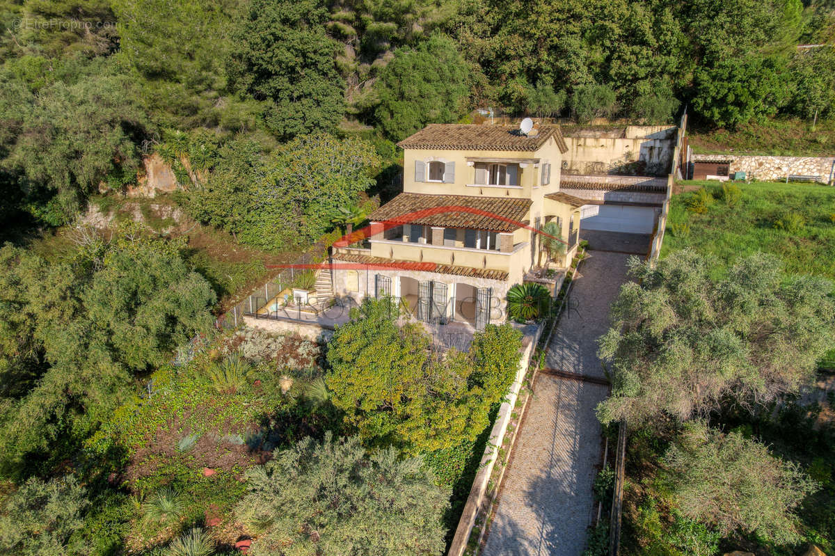 Maison à LA COLLE-SUR-LOUP