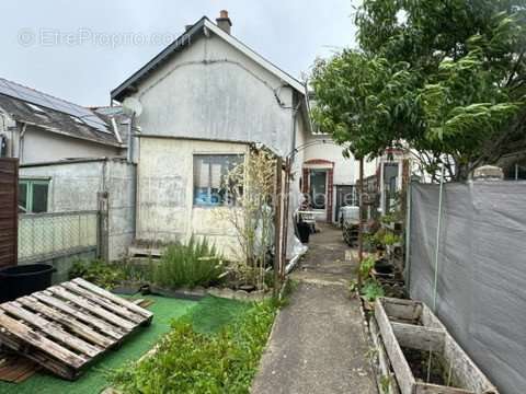 Maison à PORT-BRILLET