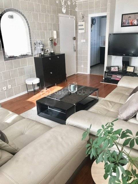 Appartement à DAMMARIE-LES-LYS