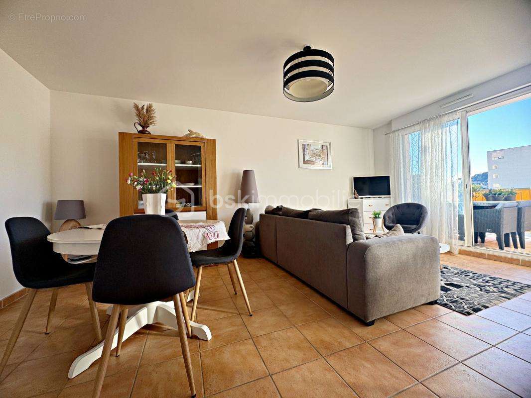 Appartement à HYERES