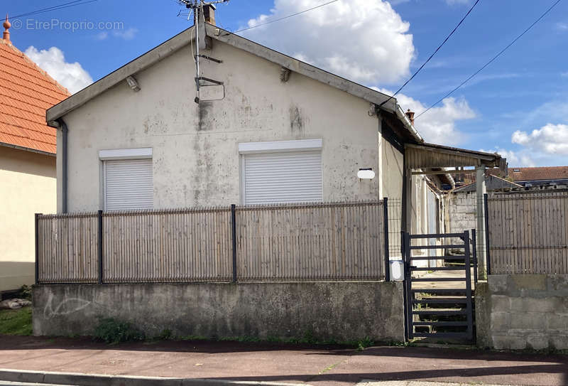 Maison à SAINTES