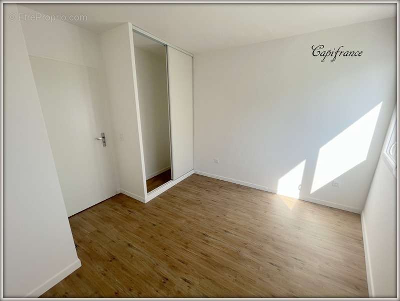 Appartement à DUGNY