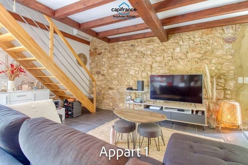 Appartement à FUMEL