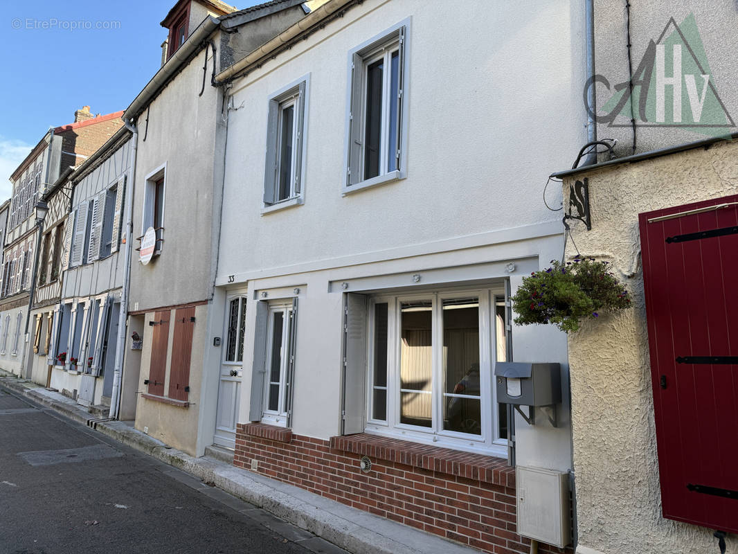 Maison à NOGENT-SUR-SEINE