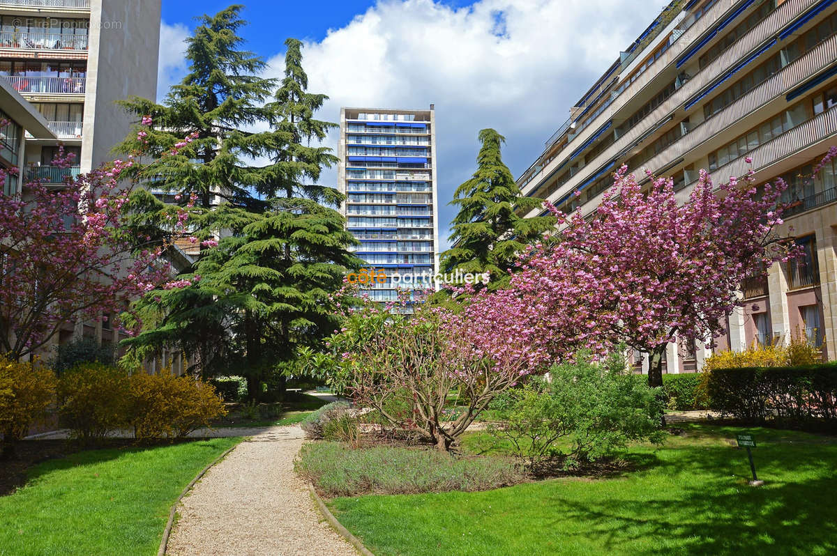 Appartement à BOULOGNE-BILLANCOURT