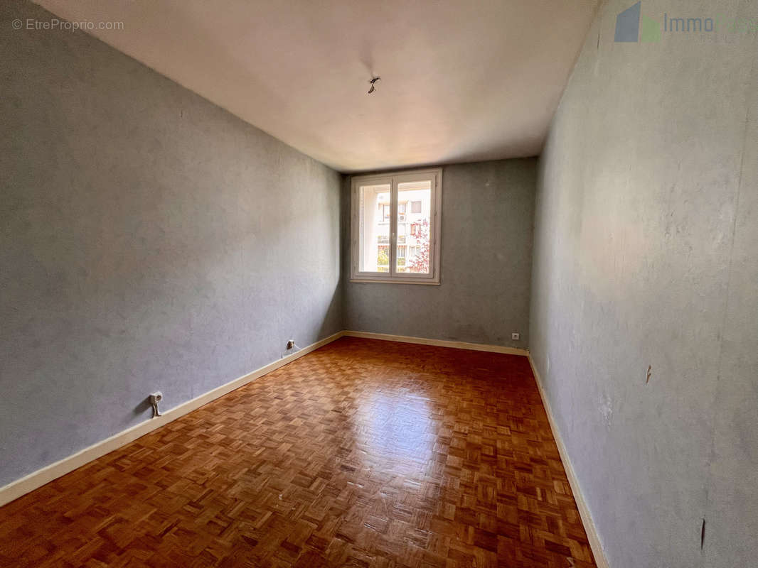 Appartement à LYON-8E