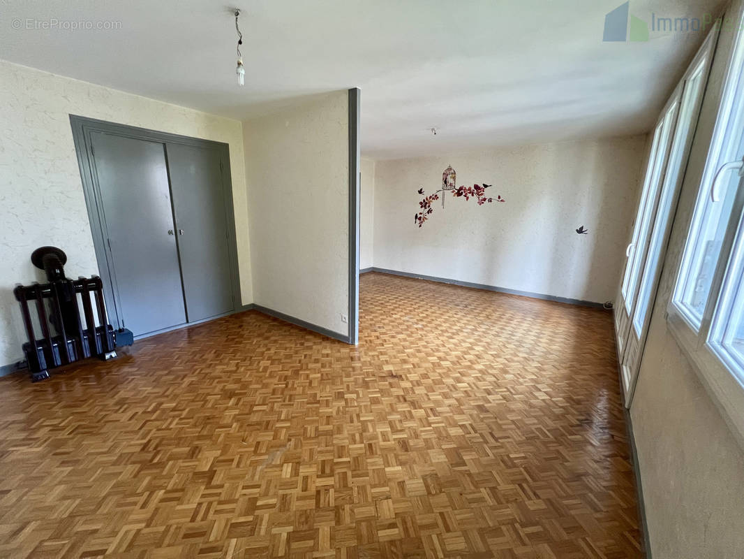 Appartement à LYON-8E