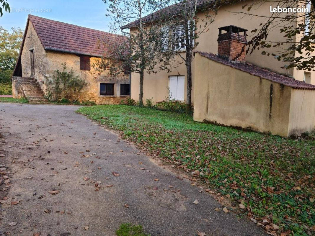 Maison à SARLAT-LA-CANEDA