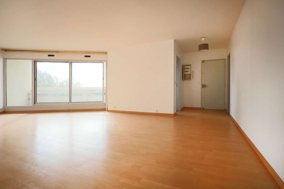 Appartement à ROSNY-SOUS-BOIS