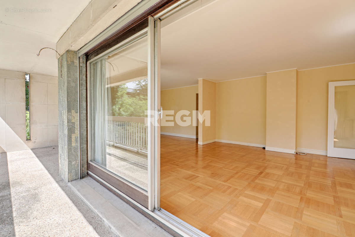 Appartement à NOGENT-SUR-MARNE