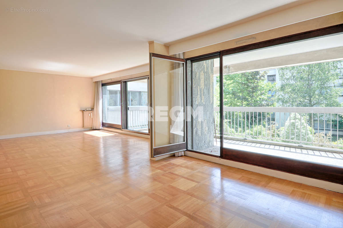 Appartement à NOGENT-SUR-MARNE