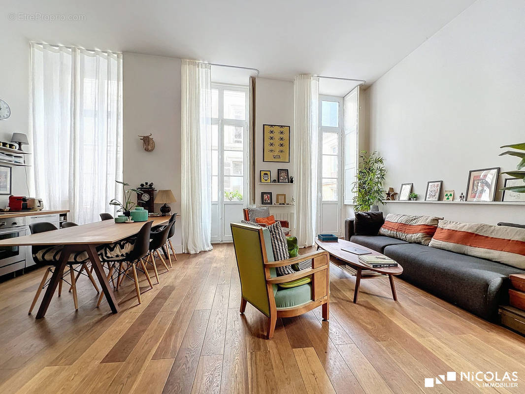 Appartement à BORDEAUX