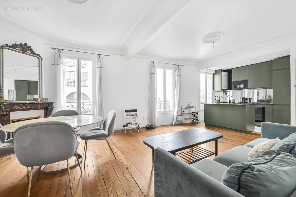 Appartement à BOIS-COLOMBES