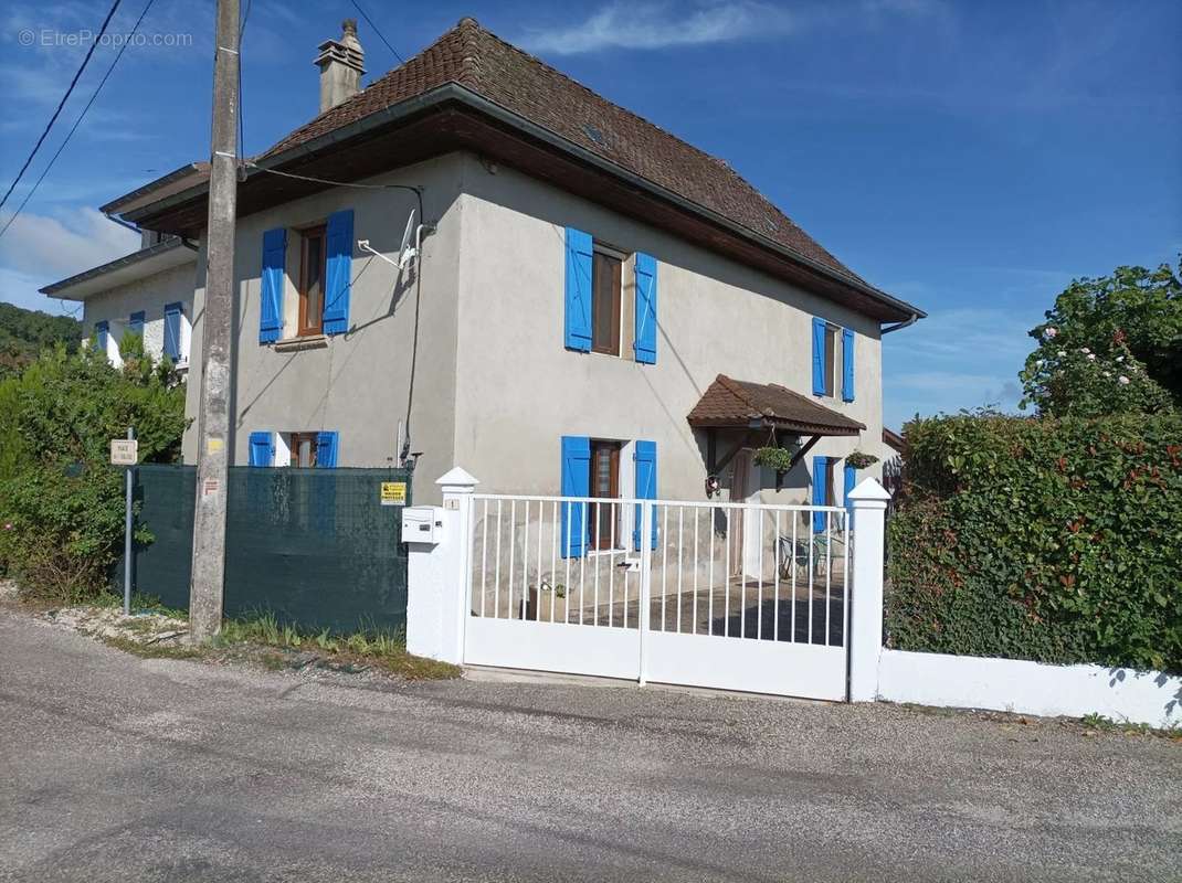 Maison à SAINT-MARTIN-DE-VAULSERRE