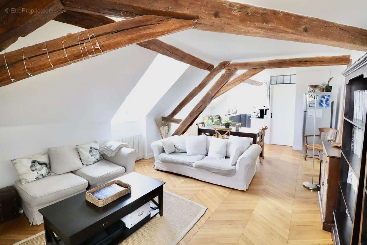 Appartement à VERSAILLES