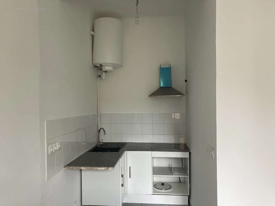 Appartement à MARSEILLE-3E