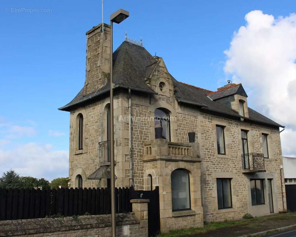 Maison à PLELAN-LE-PETIT