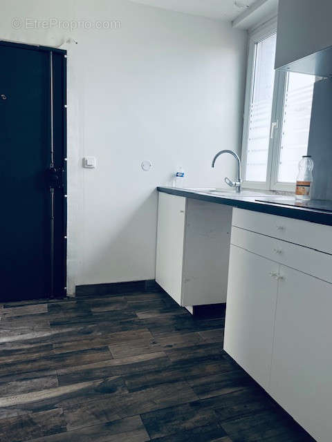 Appartement à AUBERVILLIERS