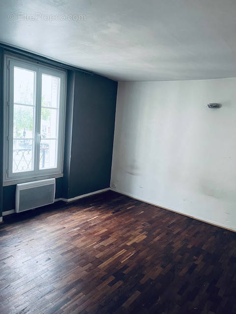 Appartement à AUBERVILLIERS