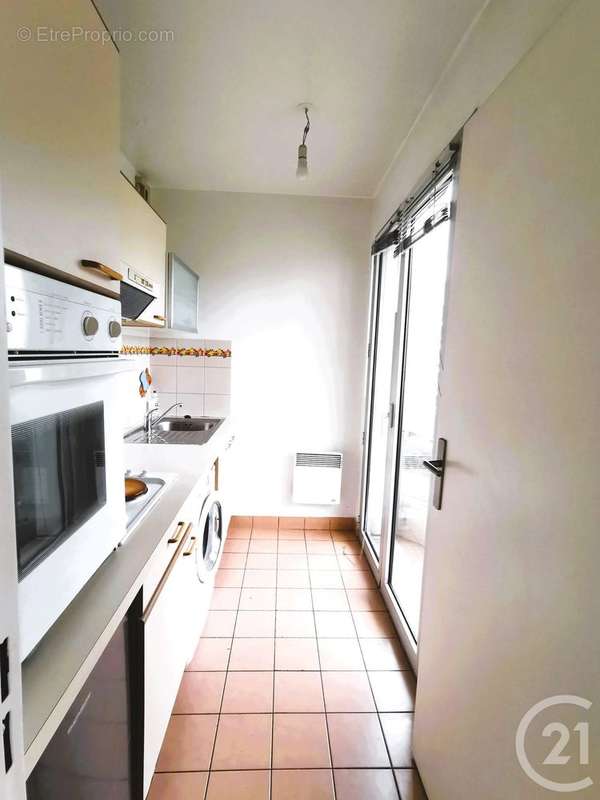 Appartement à COURBEVOIE