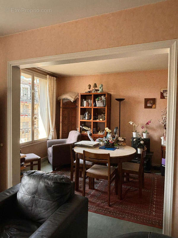 Appartement à VERSAILLES