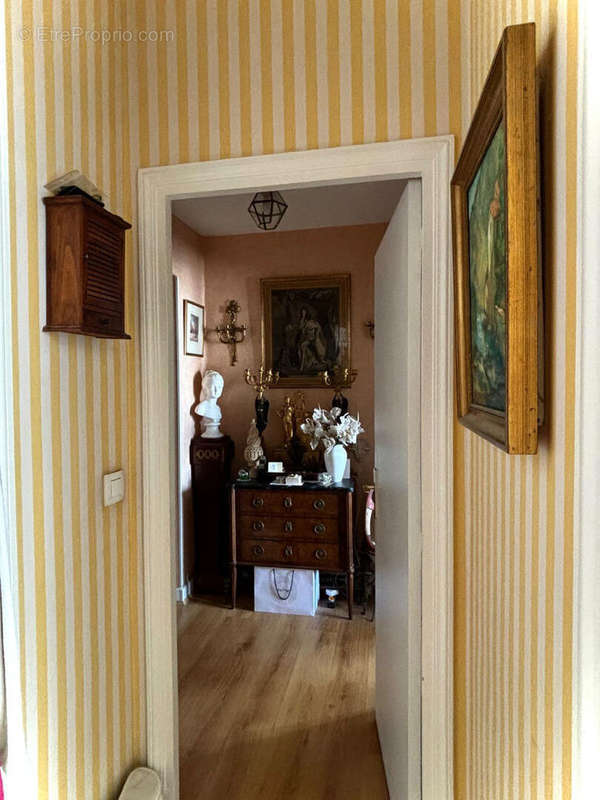 Appartement à VERSAILLES