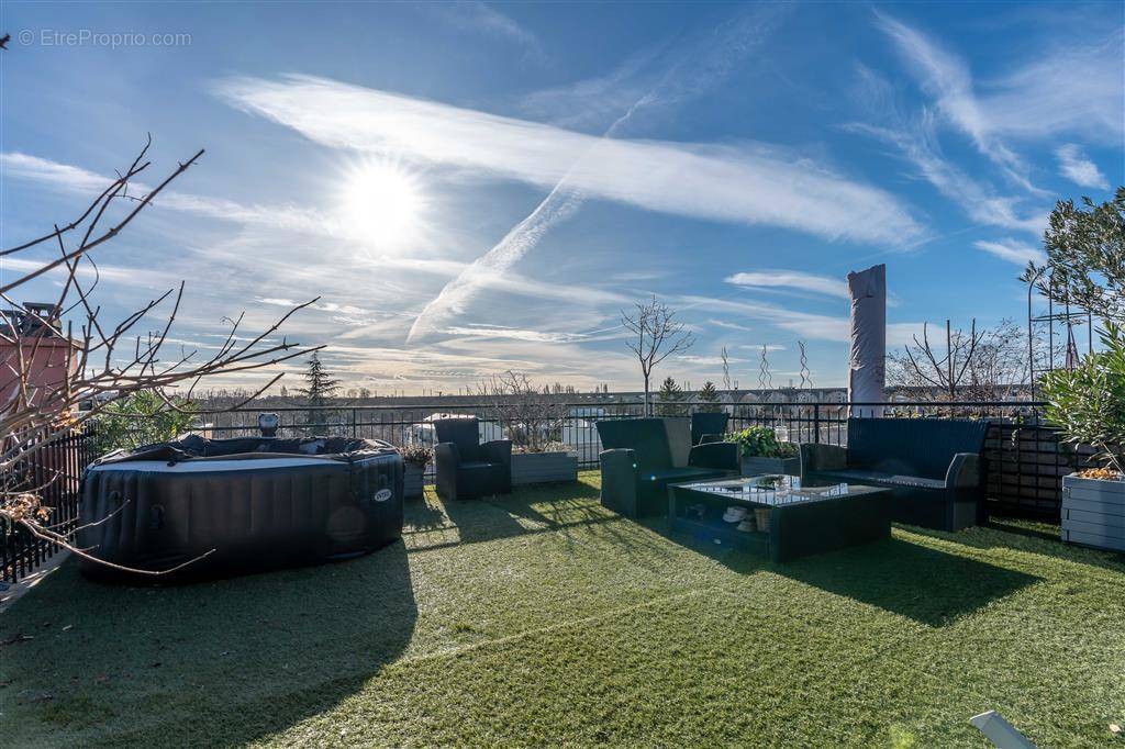 Appartement à LE PERREUX-SUR-MARNE