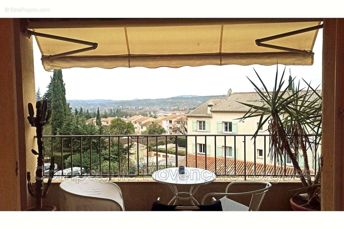 Appartement à FAYENCE