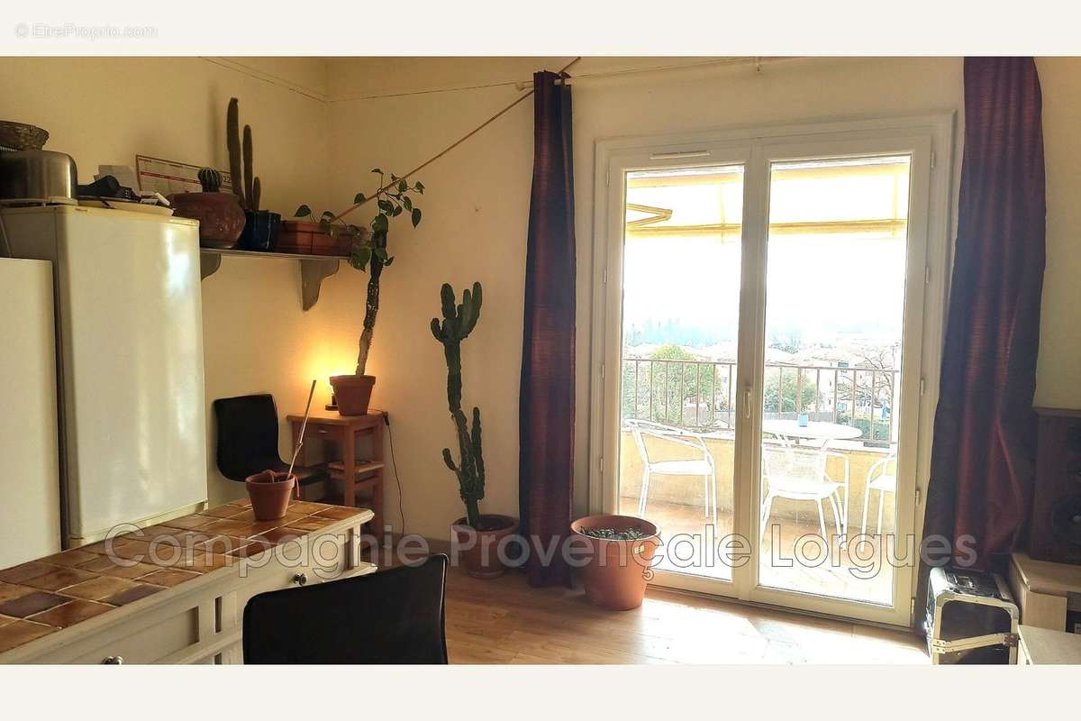 Appartement à FAYENCE